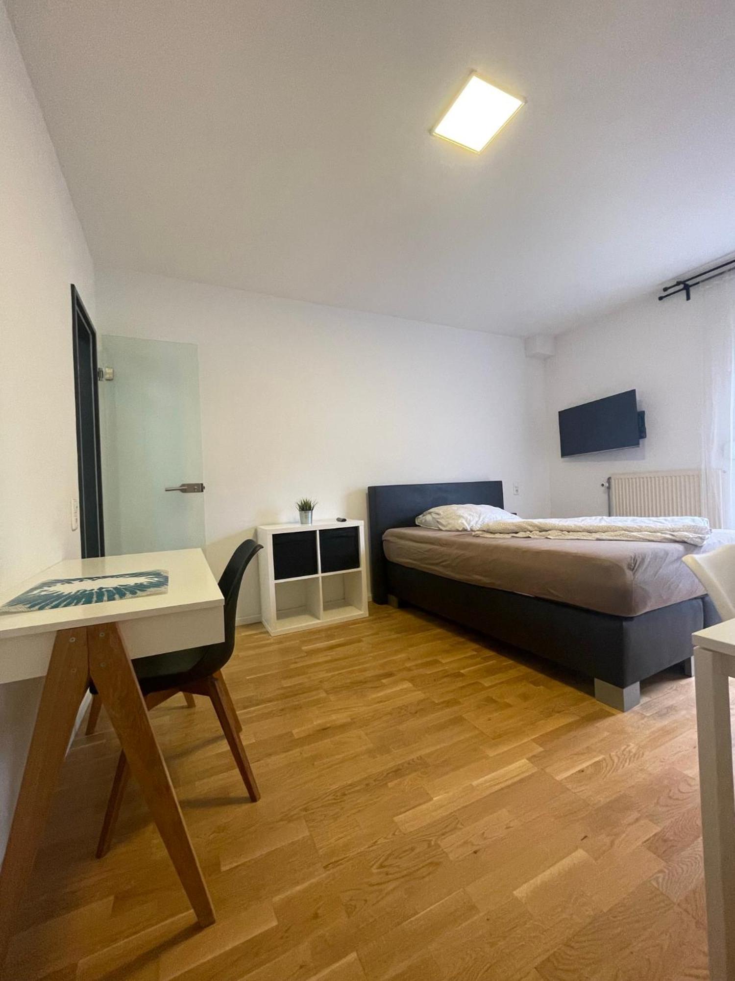 Simplex Apartments Am Ludwigsplatz Karlsruhe Buitenkant foto