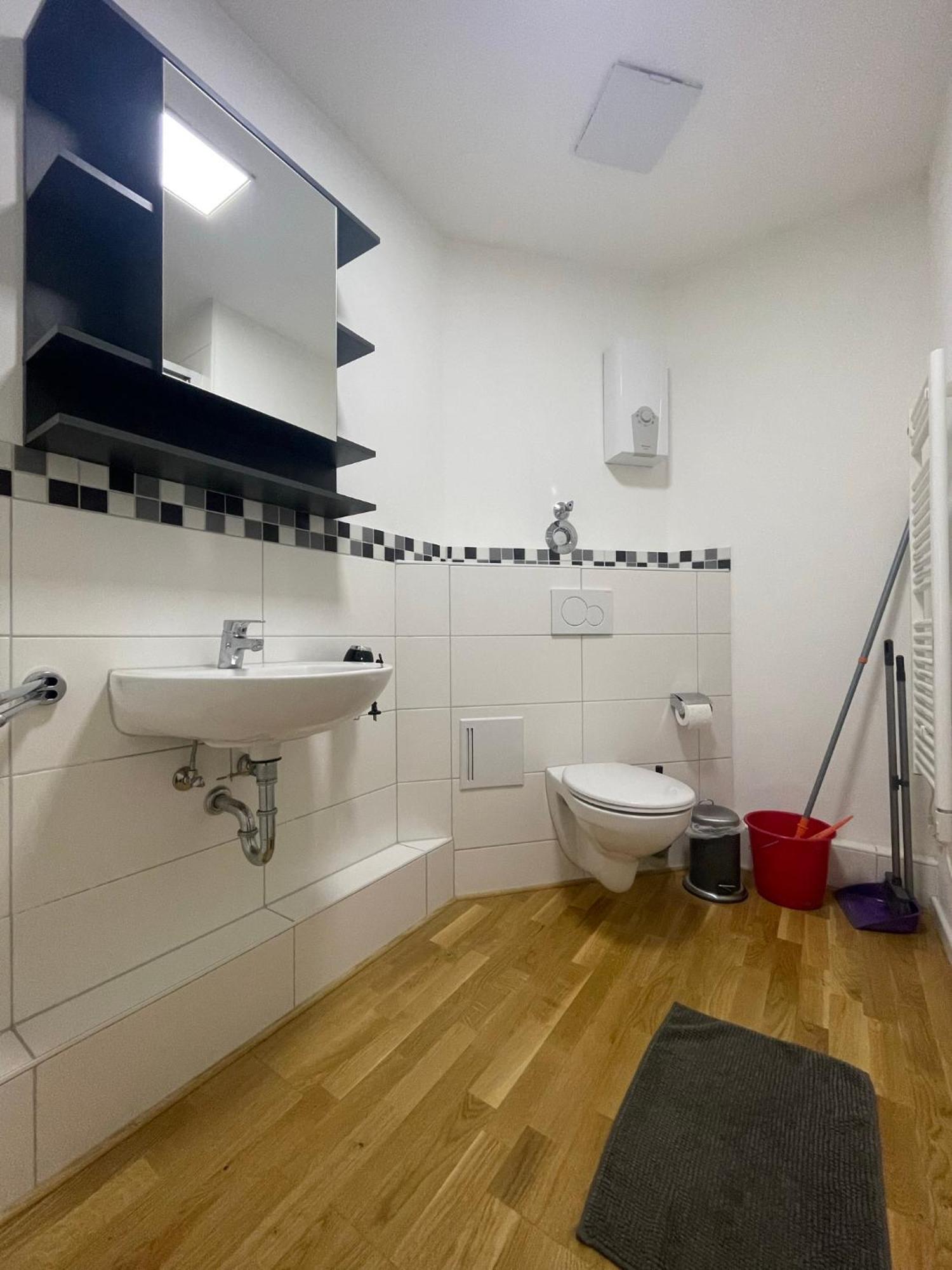 Simplex Apartments Am Ludwigsplatz Karlsruhe Buitenkant foto
