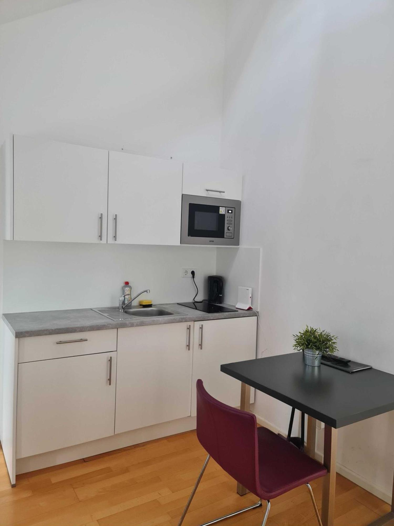 Simplex Apartments Am Ludwigsplatz Karlsruhe Buitenkant foto