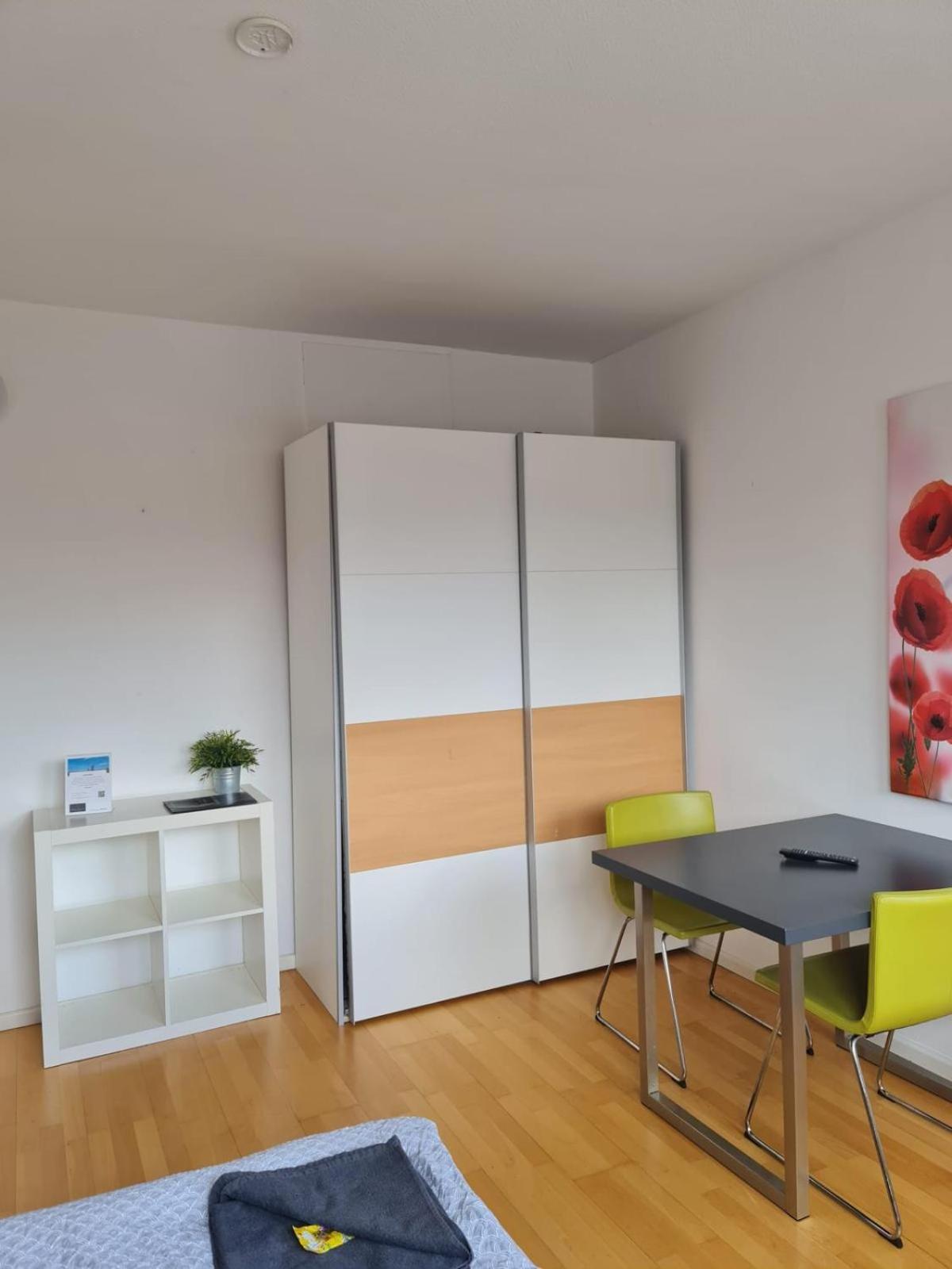 Simplex Apartments Am Ludwigsplatz Karlsruhe Buitenkant foto