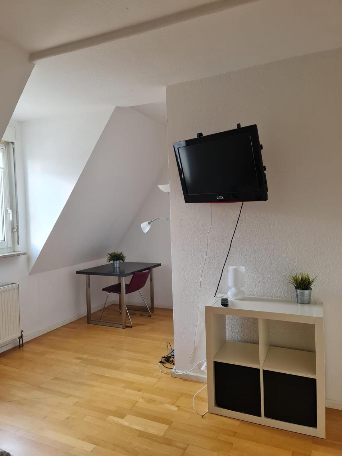 Simplex Apartments Am Ludwigsplatz Karlsruhe Buitenkant foto